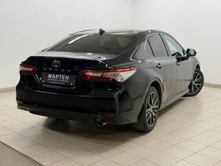 2021 Toyota Camry VIII (XV70) Рестайлинг, чёрный, 2420000 рублей, вид 4
