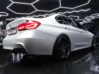 2016 BMW 3 серии 320i VI (F3x) Рестайлинг, белый, 2500000 рублей, вид 5