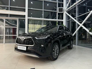 2026 Toyota Highlander IV (XU70), чёрный, 5780000 рублей, вид 5