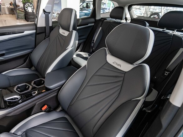 2026 Geely Atlas II, чёрный, 4119990 рублей - вид 10