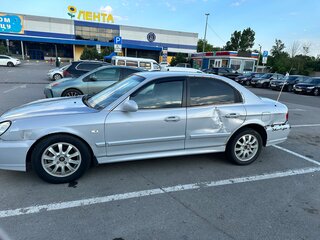 2005 Hyundai Sonata IV (EF) Рестайлинг, серебристый, 225000 рублей, вид 4