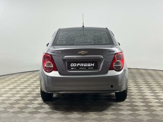 2012 Chevrolet Aveo II, серый, 609900 рублей, вид 4