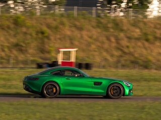 2020 Mercedes-Benz AMG GT I Рестайлинг, зелёный, 8000000 рублей, вид 3