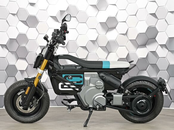 2024 BMW CE 02, чёрный, 629000 рублей - вид 3