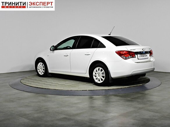 2012 Chevrolet Cruze I, белый, 695000 рублей - вид 5