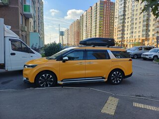 2021 Kia Carnival IV, жёлтый, 2570000 рублей, вид 4