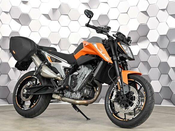 2019 KTM 790 Duke, оранжевый, 597000 рублей
