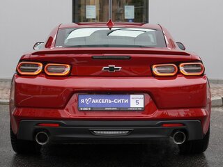 2019 Chevrolet Camaro VI Рестайлинг, красный, 3290000 рублей, вид 5