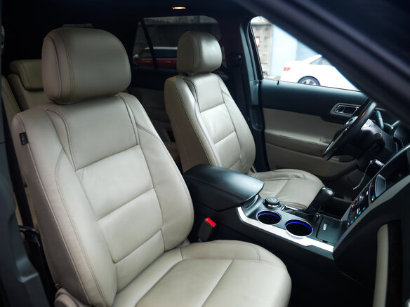 2014 Ford Explorer V, чёрный, 1594777 рублей - вид 24