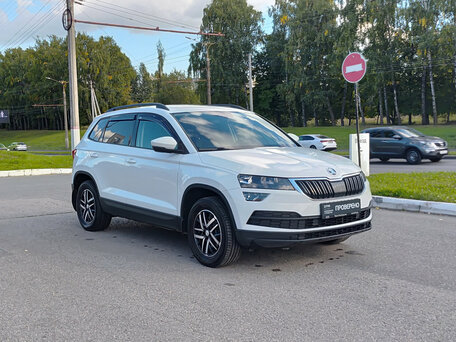 2020 Skoda Karoq DSG6 I, белый, 2267000 рублей, вид 3