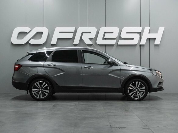 2019 Lada (ВАЗ) Vesta SW Cross I, серый, 1210000 рублей - вид 4