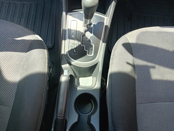 2012 Hyundai Solaris I, белый, 780000 рублей - вид 11