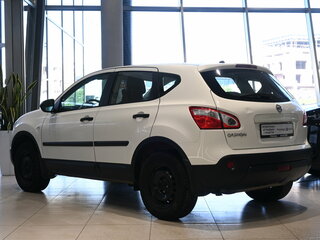 2012 Nissan Qashqai I Рестайлинг, белый, 1195000 рублей, вид 4