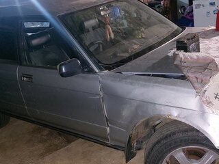1998 Toyota Crown VIII (S130), серебристый, 200000 рублей, вид 3