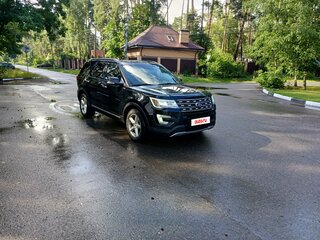 2017 Ford Explorer V Рестайлинг, чёрный, 1880000 рублей, вид 2