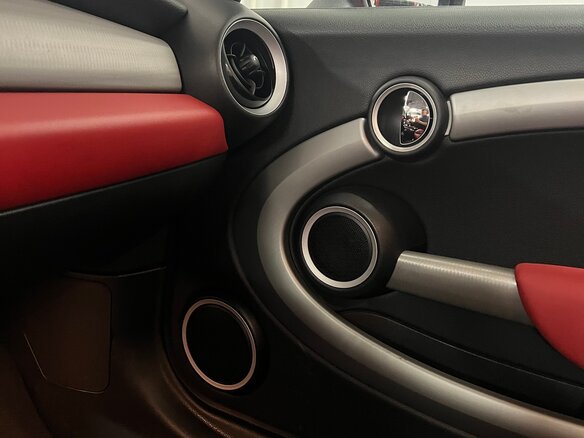 2008 Mini Hatch Cooper S II (R56), красный, 2100000 рублей - вид 13