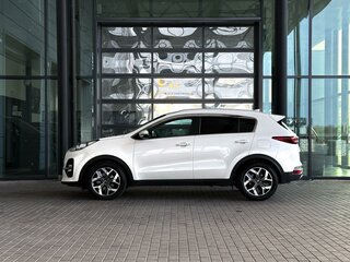 2019 Kia Sportage IV Рестайлинг, белый, 2430000 рублей, вид 4