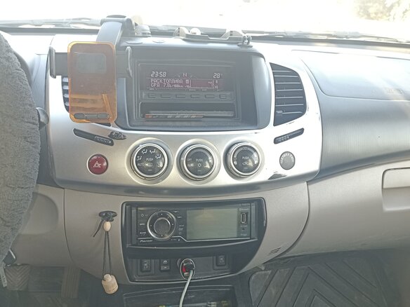 2013 Mitsubishi L200 IV, чёрный, 1550000 рублей - вид 5