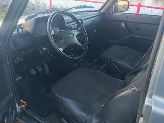 2013 Lada (ВАЗ) 2131 (4x4) 213105 I, серый, 600000 рублей, вид 4