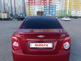 2014 Chevrolet Aveo II, красный, 600000 рублей, вид 4