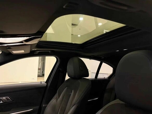 2025 BMW 3 серии 330i VII (G2x) Рестайлинг 2, фиолетовый, 6450000 рублей - вид 16
