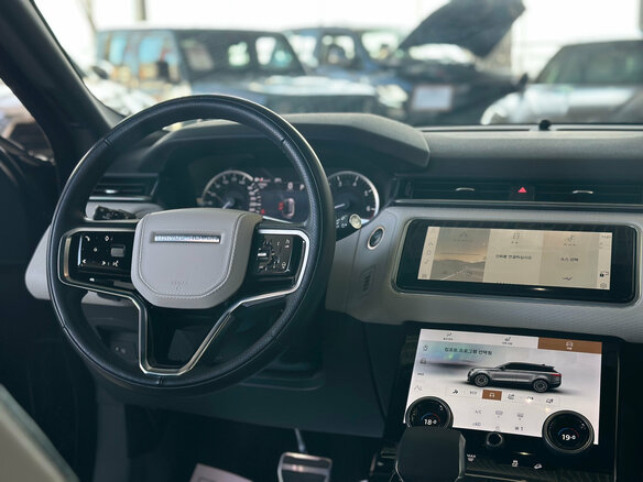 2023 Land Rover Range Rover Velar I, чёрный, 6985000 рублей - вид 9