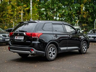 2017 Mitsubishi Outlander III Рестайлинг 2, чёрный, 1350000 рублей, вид 2