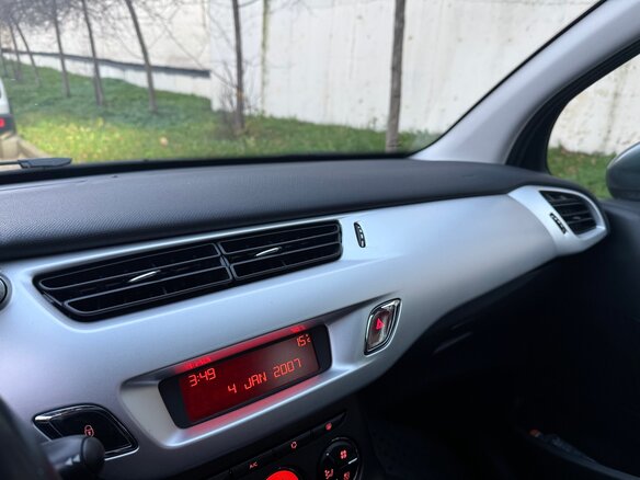 2010 Citroen C3 II, серый, 800000 рублей - вид 17