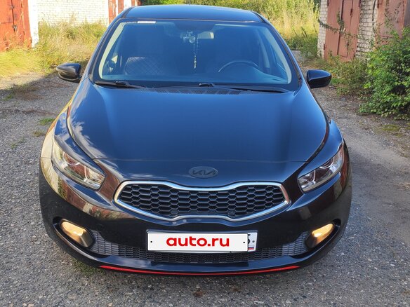 2014 Kia Ceed II, чёрный, 960000 рублей - вид 1