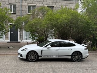 2017 Porsche Panamera 4 II, белый, 7000000 рублей, вид 2