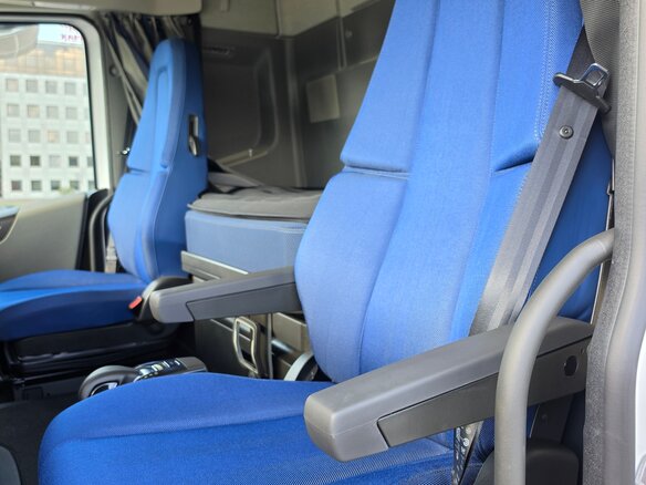 2026 Volvo FH, белый, 24777000 рублей - вид 14