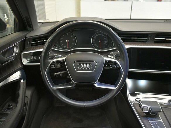 2021 Audi A6 45 TFSI V (C8), чёрный, 4649000 рублей - вид 8
