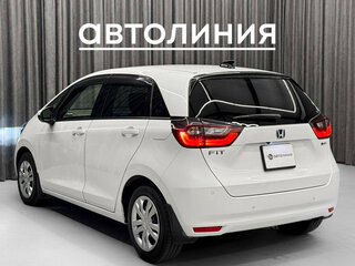 2020 Honda Fit Crosstar IV, белый, 1440000 рублей, вид 3