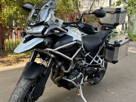 2023 Triumph Tiger 1200, серебристый, 1395000 рублей, вид 1