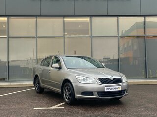 2011 Skoda Octavia II (A5) Рестайлинг, серый, 536000 рублей, вид 2