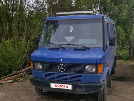 1992 Mercedes-Benz T1, синий, 800000 рублей, вид 1