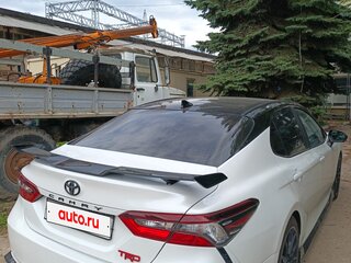 2021 Toyota Camry VIII (XV70) Рестайлинг, белый, 2990000 рублей, вид 4
