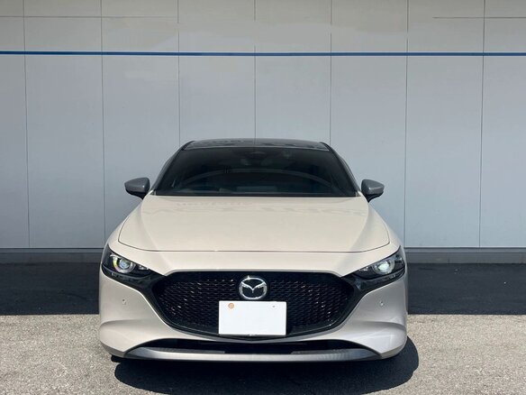 2022 Mazda 3 IV (BP), бежевый, 1163000 рублей - вид 1