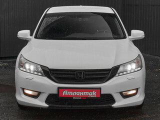 2013 Honda Accord IX, белый, 1370000 рублей, вид 2