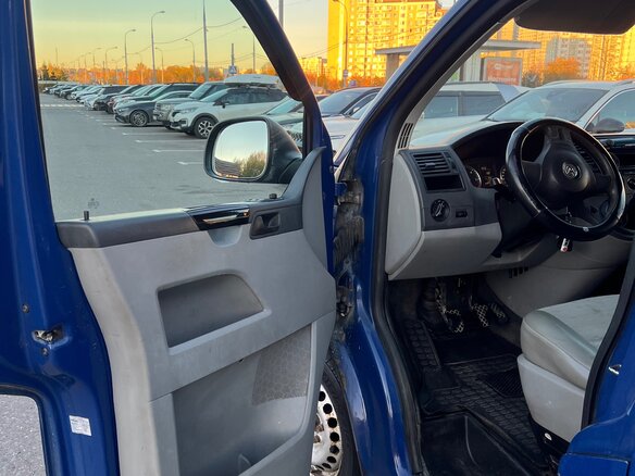 2010 Volkswagen Transporter T5 Рестайлинг, синий, 990000 рублей - вид 9