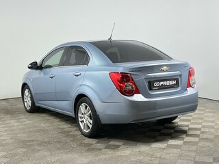 2013 Chevrolet Aveo II, голубой, 599000 рублей, вид 2