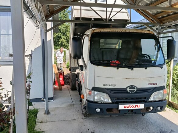 2014 Toyota Dyna, белый, 3000000 рублей - вид 12