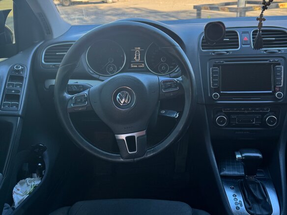 2009 Volkswagen Golf VI, синий, 559000 рублей - вид 9