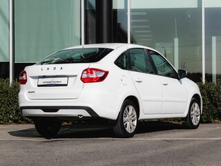 2021 Lada (ВАЗ) Granta I Рестайлинг, белый, 850000 рублей, вид 2