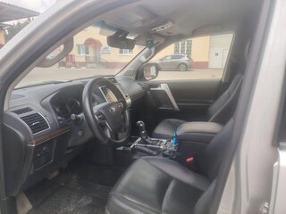 2021 Toyota Land Cruiser Prado 150 Series Рестайлинг 3, серый, 6880000 рублей, вид 5