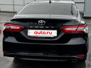 2020 Toyota Camry VIII (XV70), чёрный, 2850000 рублей, вид 2
