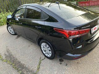 2021 Hyundai Solaris II Рестайлинг, чёрный, 1740000 рублей, вид 4