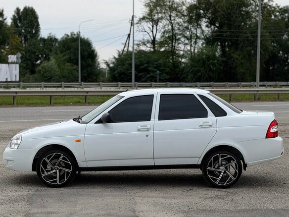2016 Lada (ВАЗ) Priora I Рестайлинг, белый, 670000 рублей - вид 5
