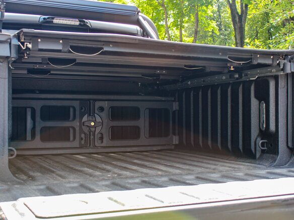 2023 Ram 1500 Crew Cab V, чёрный, 7700000 рублей - вид 16