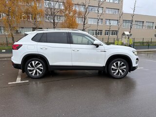 2021 Volkswagen Tayron I, белый, 2520000 рублей, вид 4